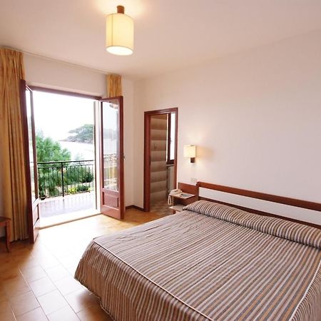 Hotel Voce Del Mare Capoliveri  Exterior photo